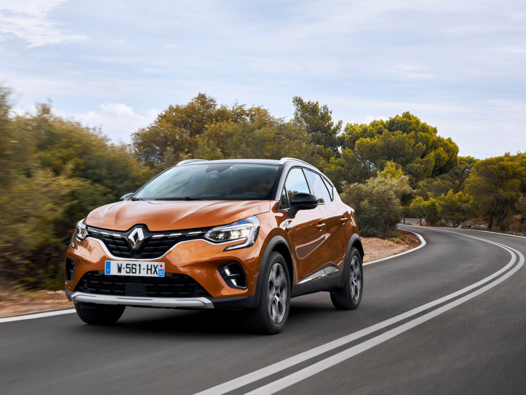 Оранжевый новый Renault Captur 2020