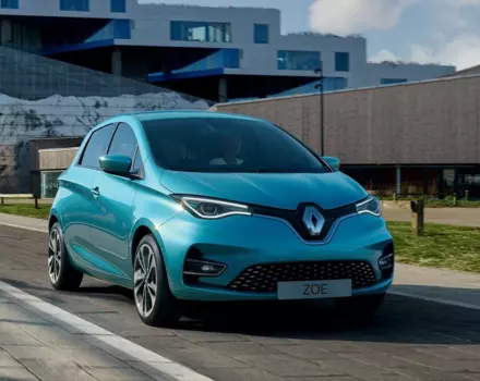 Обзор Renault Zoe 2025 с фотографиями