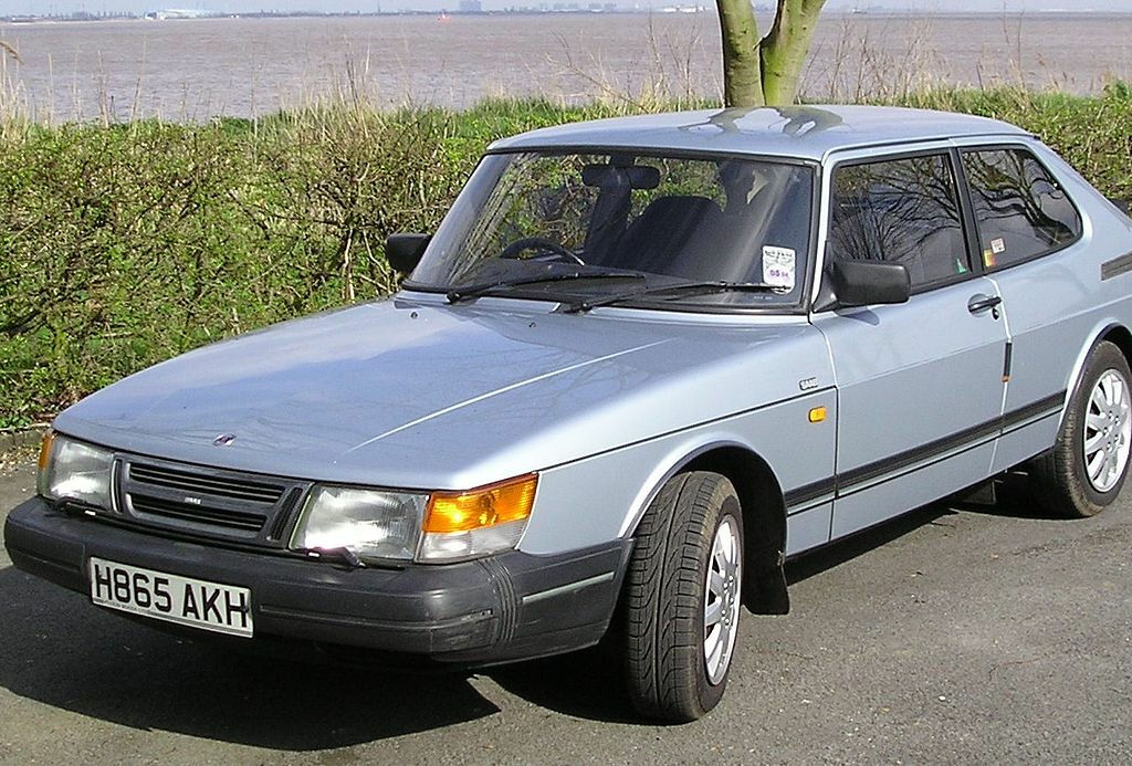 Saab 900 null Огляд тест-драйву: Saab 900