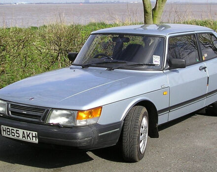 Огляд тест-драйву: Saab 900 