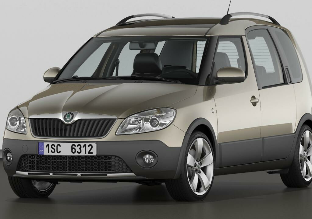 Обзор тест-драйва: Skoda Roomster 2015