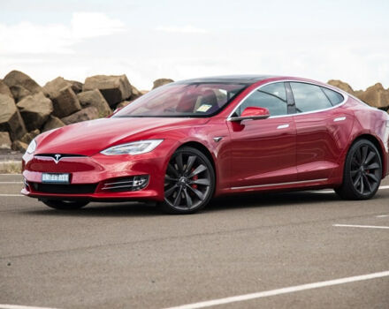 Огляд тест-драйву: Tesla Model S 2017