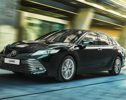 Обзор тест-драйва: Toyota Camry 2019