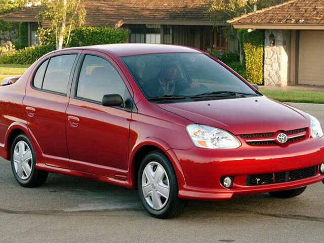 Обзор тест-драйва: Toyota Echo