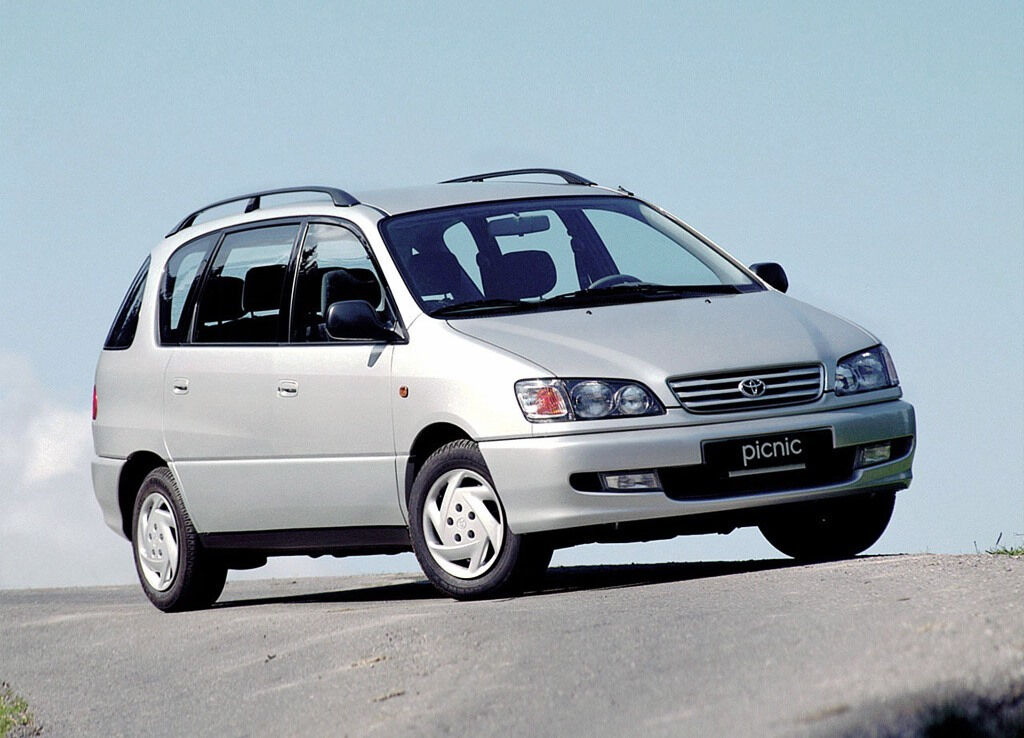Toyota Picnic null Обзор тест-драйва: Toyota Picnic