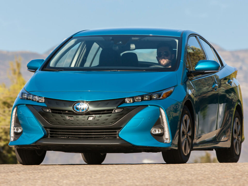 Toyota Prius 2020 Огляд тест-драйву: Toyota Prius 2020