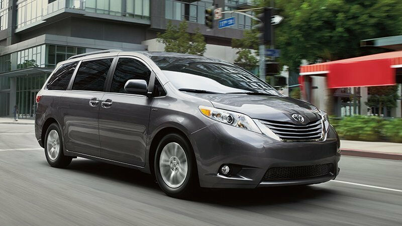 Огляд тест-драйву: Toyota Sienna 2017