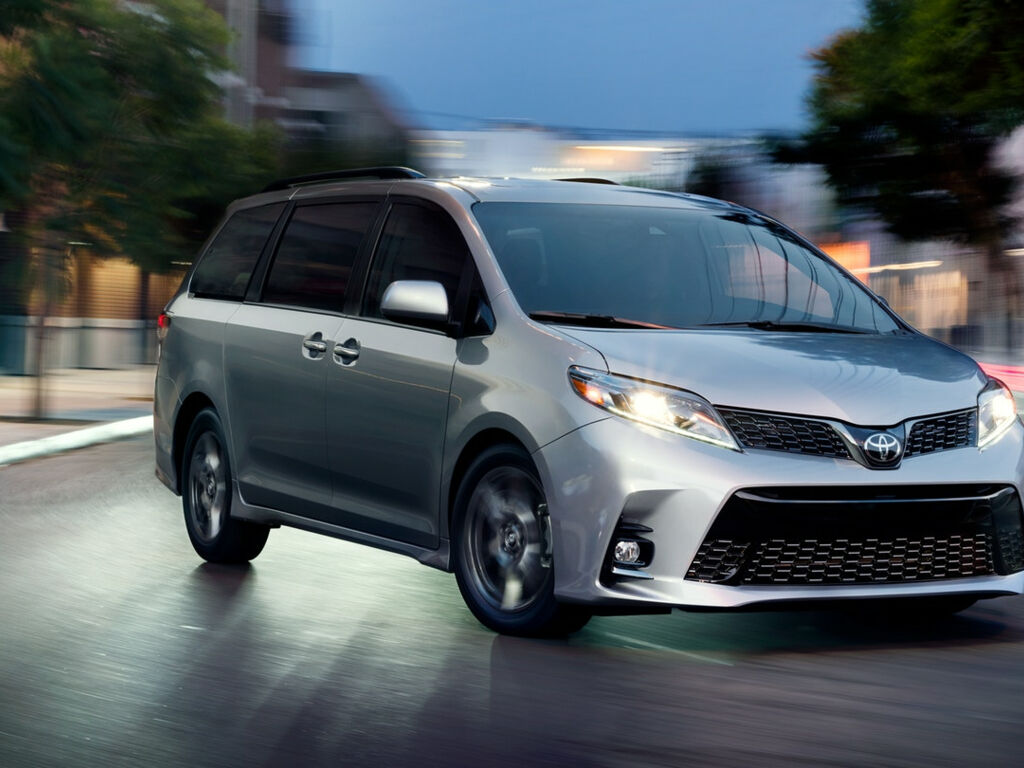 Огляд тест-драйву: Toyota Sienna 2018