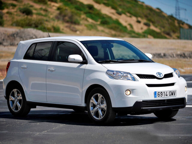 Обзор тест-драйва: Toyota Urban Cruiser 