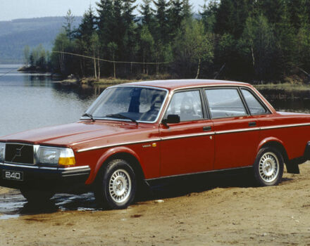 Огляд тест-драйву: Volvo 240 