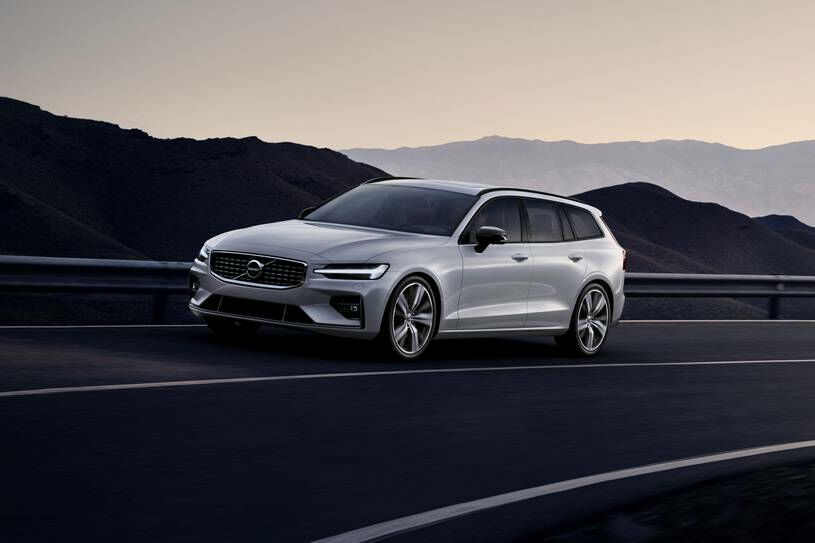 Новый Volvo V60 2021 Купить новый автомобиль Вольво В60 2021 года на автобазаре AutoMoto.ua