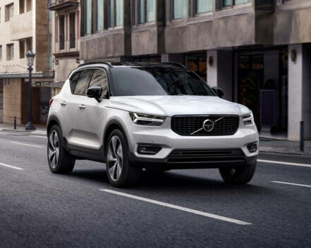 Обзор тест-драйва: Volvo XC40 2020