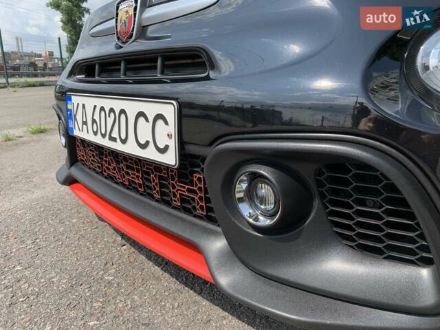 Черный Абарт Fiat 500, объемом двигателя 1.37 л и пробегом 60 тыс. км за 15500 $, фото 7 на Automoto.ua
