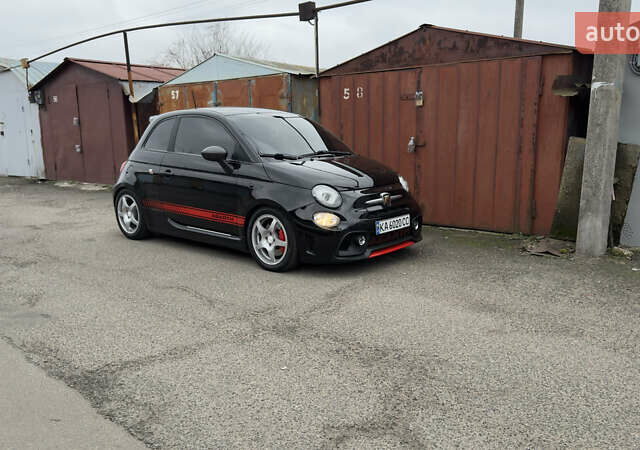 Черный Абарт Fiat 500, объемом двигателя 1.37 л и пробегом 61 тыс. км за 15500 $, фото 1 на Automoto.ua