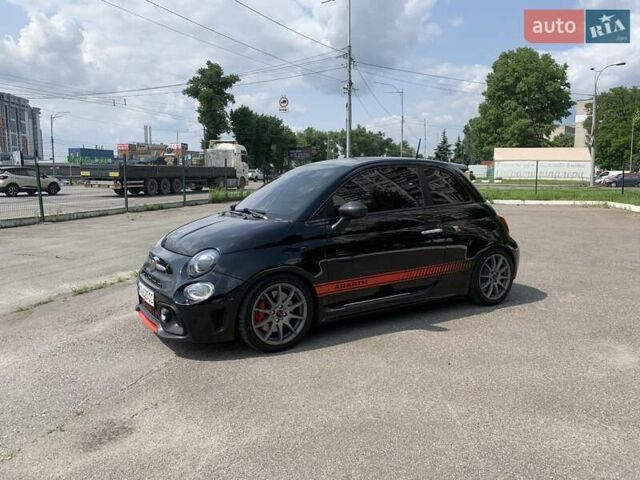 Черный Абарт Fiat 500, объемом двигателя 1.37 л и пробегом 60 тыс. км за 15500 $, фото 2 на Automoto.ua