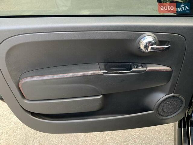 Черный Абарт Fiat 500, объемом двигателя 1.37 л и пробегом 60 тыс. км за 15500 $, фото 13 на Automoto.ua