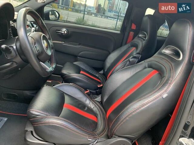 Черный Абарт Fiat 500, объемом двигателя 1.37 л и пробегом 60 тыс. км за 15500 $, фото 16 на Automoto.ua