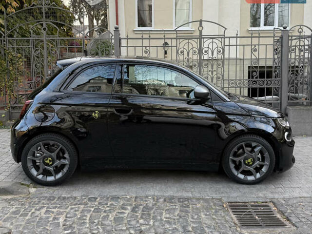 Черный Абарт Fiat 500, объемом двигателя 0 л и пробегом 20 тыс. км за 32000 $, фото 33 на Automoto.ua