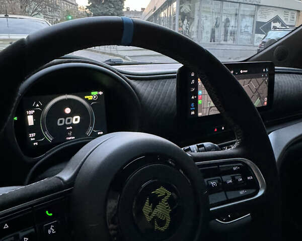 Черный Абарт Fiat 500, объемом двигателя 0 л и пробегом 20 тыс. км за 32000 $, фото 60 на Automoto.ua