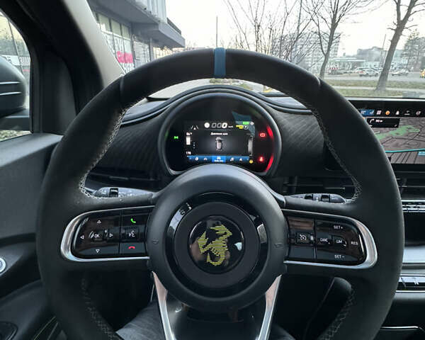 Черный Абарт Fiat 500, объемом двигателя 0 л и пробегом 20 тыс. км за 32000 $, фото 18 на Automoto.ua