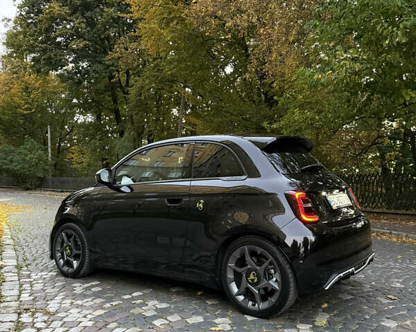 Черный Абарт Fiat 500, объемом двигателя 0 л и пробегом 20 тыс. км за 32000 $, фото 36 на Automoto.ua