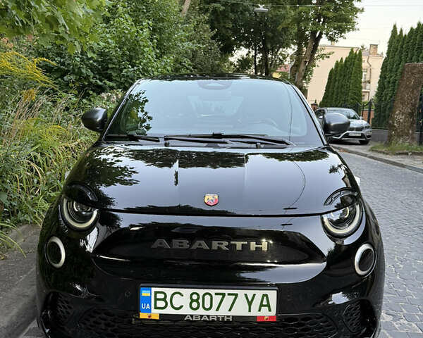 Черный Абарт Fiat 500, объемом двигателя 0 л и пробегом 20 тыс. км за 32000 $, фото 68 на Automoto.ua