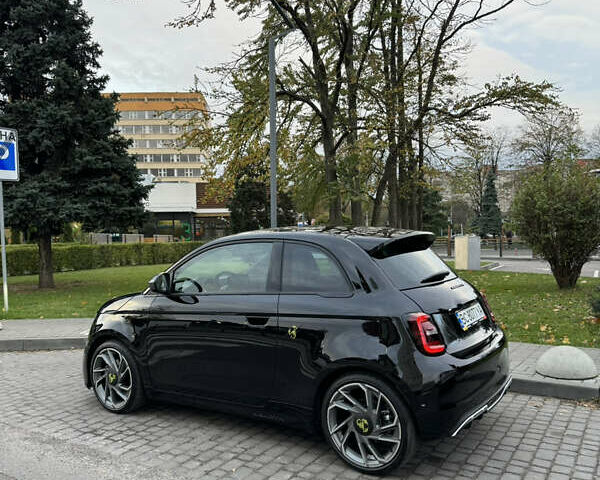 Черный Абарт Fiat 500, объемом двигателя 0 л и пробегом 20 тыс. км за 32000 $, фото 30 на Automoto.ua