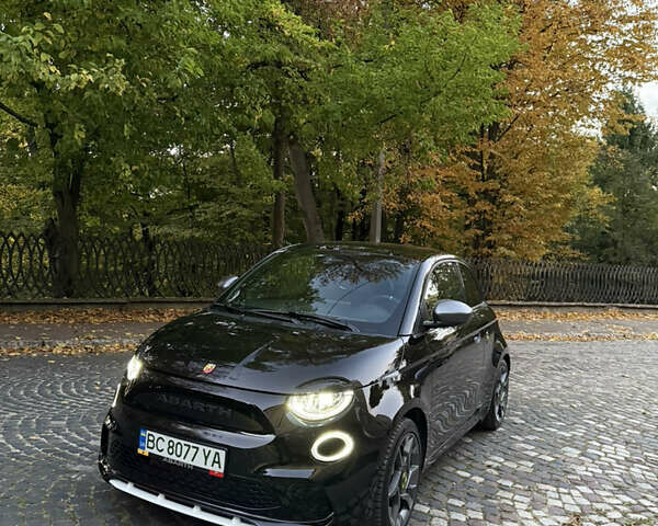 Черный Абарт Fiat 500, объемом двигателя 0 л и пробегом 20 тыс. км за 32000 $, фото 40 на Automoto.ua