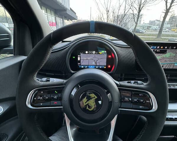 Черный Абарт Fiat 500, объемом двигателя 0 л и пробегом 20 тыс. км за 32000 $, фото 49 на Automoto.ua