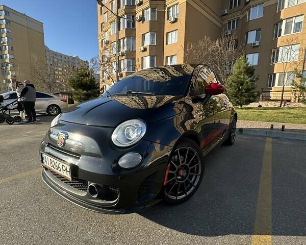 Черный Абарт Fiat 500, объемом двигателя 1.4 л и пробегом 108 тыс. км за 9500 $, фото 2 на Automoto.ua