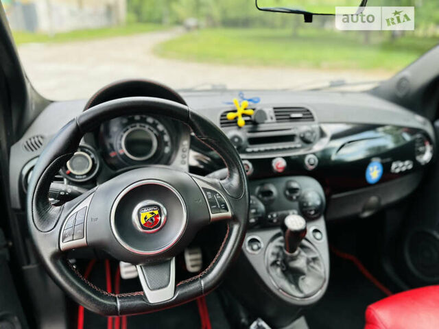Черный Абарт Fiat 500, объемом двигателя 1.4 л и пробегом 99 тыс. км за 9100 $, фото 6 на Automoto.ua
