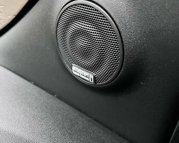 Червоний Абарт Fiat 500, об'ємом двигуна 1.4 л та пробігом 64 тис. км за 13500 $, фото 9 на Automoto.ua