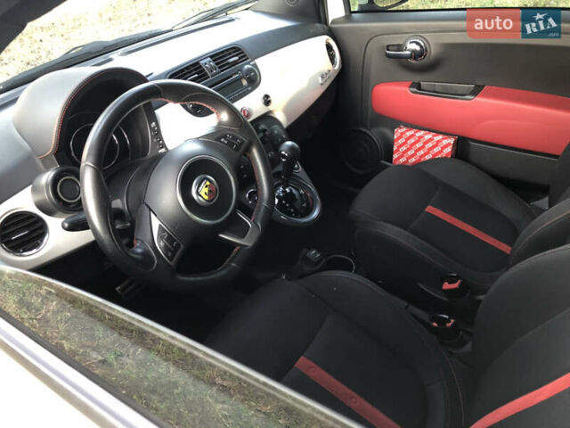 Абарт Fiat 500, объемом двигателя 1.4 л и пробегом 88 тыс. км за 13299 $, фото 10 на Automoto.ua