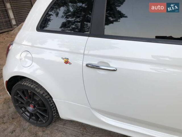 Абарт Fiat 500, объемом двигателя 1.4 л и пробегом 88 тыс. км за 13299 $, фото 28 на Automoto.ua