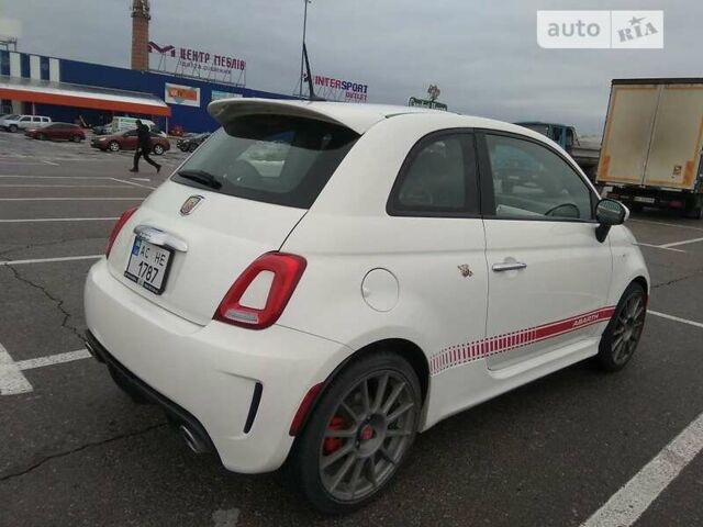 Абарт Fiat 500, об'ємом двигуна 1.4 л та пробігом 147 тис. км за 9100 $, фото 5 на Automoto.ua