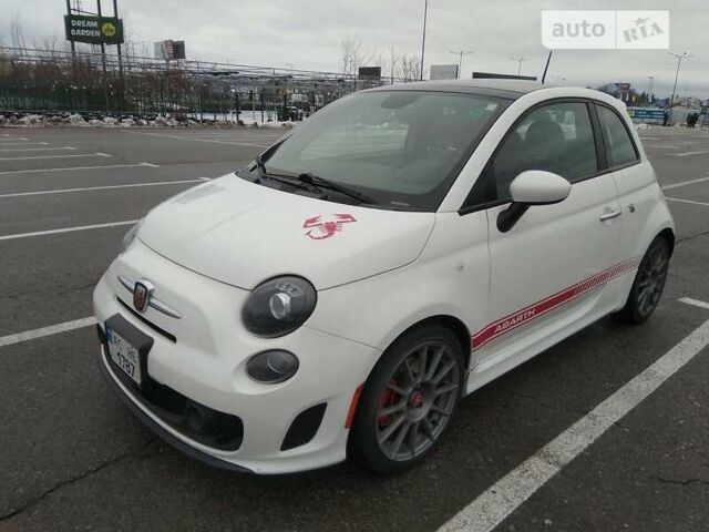 Абарт Fiat 500, об'ємом двигуна 1.4 л та пробігом 147 тис. км за 9100 $, фото 1 на Automoto.ua