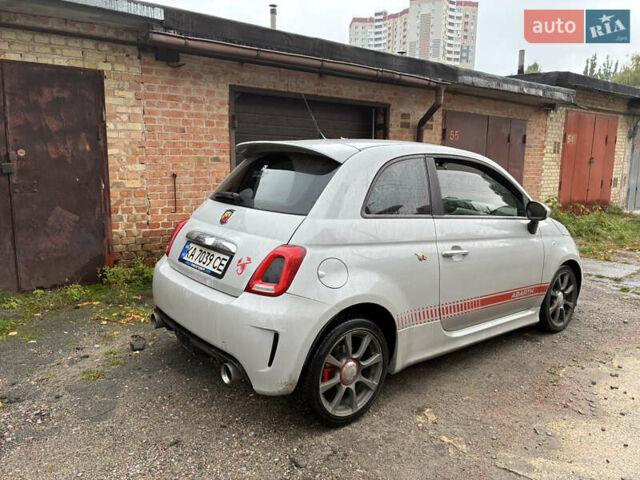 Серый Абарт Fiat 500, объемом двигателя 1.37 л и пробегом 109 тыс. км за 8700 $, фото 3 на Automoto.ua