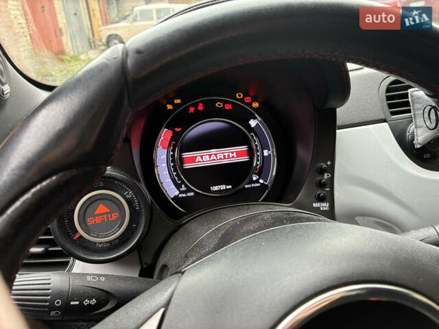 Серый Абарт Fiat 500, объемом двигателя 1.37 л и пробегом 109 тыс. км за 8700 $, фото 7 на Automoto.ua