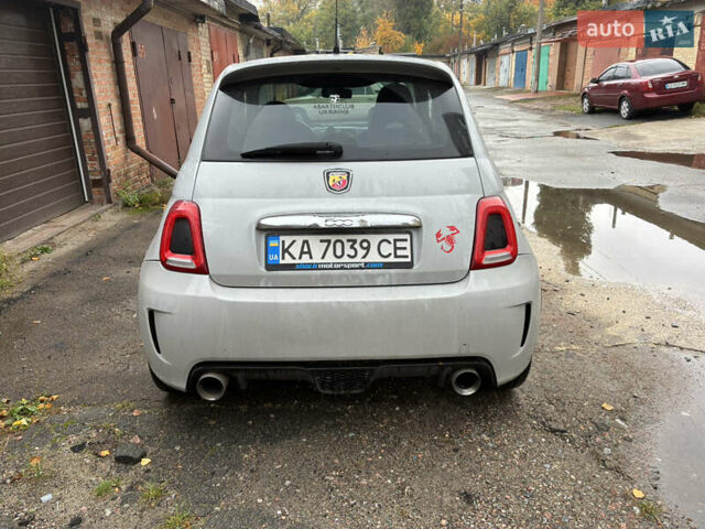 Серый Абарт Fiat 500, объемом двигателя 1.37 л и пробегом 109 тыс. км за 8700 $, фото 4 на Automoto.ua
