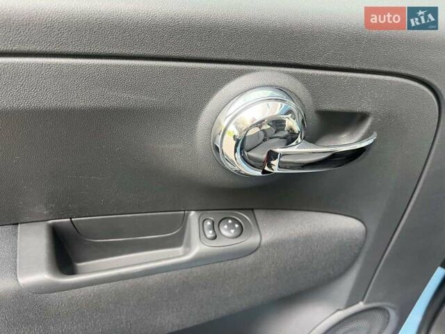 Синий Абарт Fiat 500, объемом двигателя 1.2 л и пробегом 78 тыс. км за 7500 $, фото 18 на Automoto.ua
