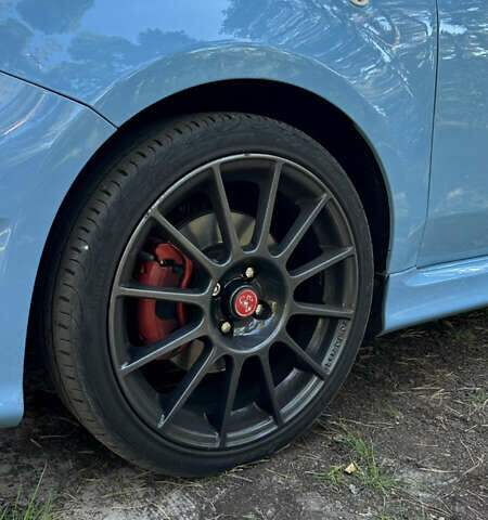 Синий Абарт Fiat 500, объемом двигателя 1.4 л и пробегом 57 тыс. км за 14750 $, фото 26 на Automoto.ua