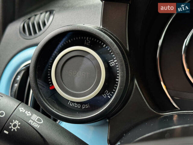 Синий Абарт Fiat 500, объемом двигателя 1.4 л и пробегом 59 тыс. км за 13790 $, фото 27 на Automoto.ua