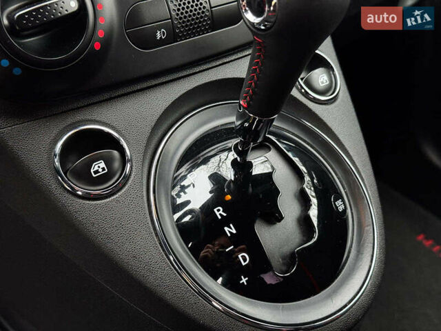 Синий Абарт Fiat 500, объемом двигателя 1.4 л и пробегом 59 тыс. км за 13790 $, фото 30 на Automoto.ua