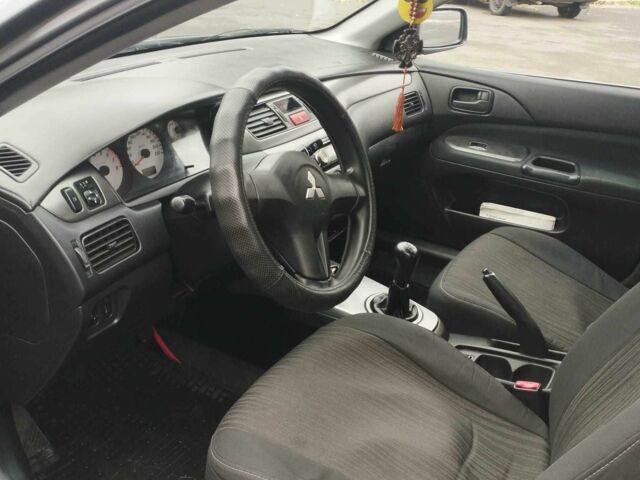 Серый Акура Другая, объемом двигателя 1.6 л и пробегом 181 тыс. км за 4500 $, фото 6 на Automoto.ua