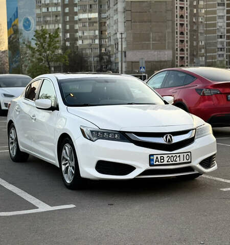 Белый Акура ИЛХ, объемом двигателя 2.36 л и пробегом 180 тыс. км за 11100 $, фото 3 на Automoto.ua