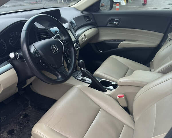 Белый Акура ИЛХ, объемом двигателя 2.36 л и пробегом 150 тыс. км за 10500 $, фото 8 на Automoto.ua