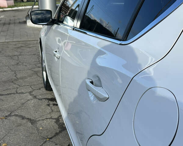 Акура ІЛХ 2017 у Полтаві на Automoto.ua Білий Акура ІЛХ, об'ємом двигуна 2.36 л та пробігом 124 тис. км за 14500 $, фото 11 на Automoto.ua