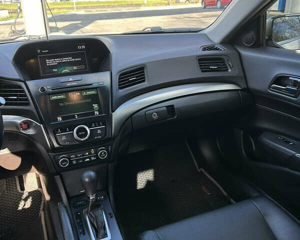 Акура ІЛХ 2017 у Полтаві на Automoto.ua Білий Акура ІЛХ, об'ємом двигуна 2.36 л та пробігом 124 тис. км за 14500 $, фото 24 на Automoto.ua