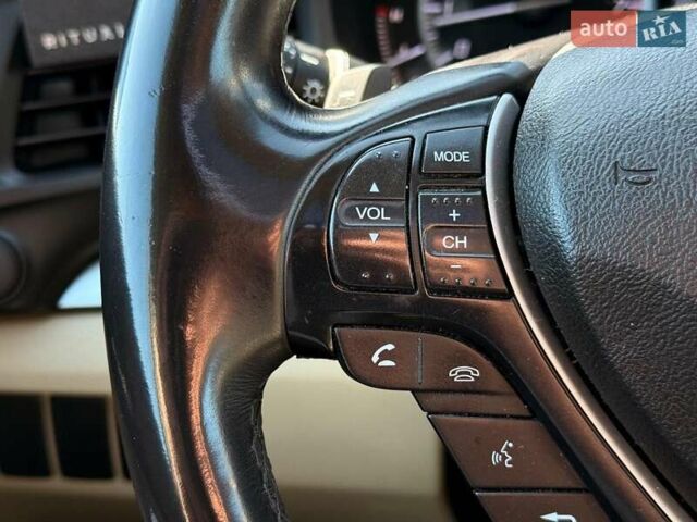 Белый Акура ИЛХ, объемом двигателя 2.4 л и пробегом 199 тыс. км за 12490 $, фото 24 на Automoto.ua