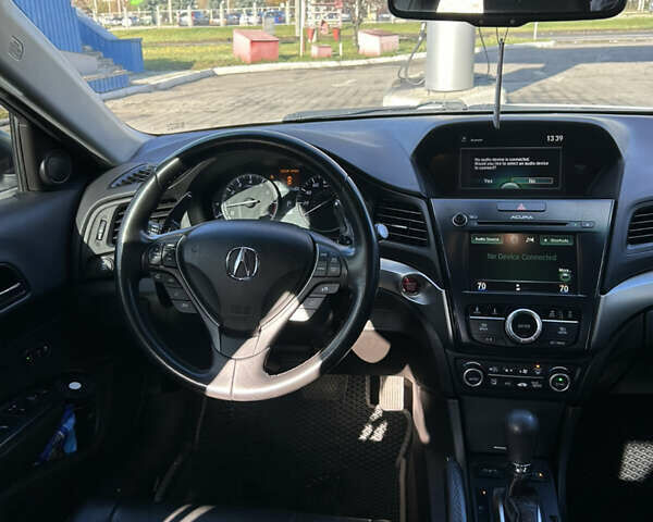 Акура ІЛХ 2017 у Полтаві на Automoto.ua Білий Акура ІЛХ, об'ємом двигуна 2.36 л та пробігом 124 тис. км за 14500 $, фото 23 на Automoto.ua
